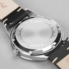 Load image into Gallery viewer, Accurist Gents Dive Watch - Product Code - 72001