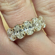 Load image into Gallery viewer, Lab Diamond Oval Band Ring - Product Code - LB47