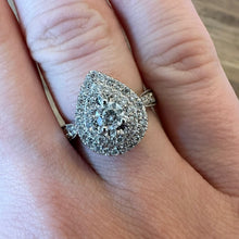 Load image into Gallery viewer, One Carat Diamond Designer Ring - Product Code - G822