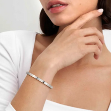 Load image into Gallery viewer, Nomination Pretty Bangles Rigid Bracelet with Hearts - Product Code - 029512 006