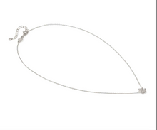 Load image into Gallery viewer, Nomination Petit Sparkle Flower Necklace