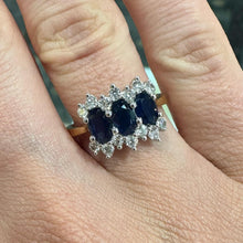 Load image into Gallery viewer, Diamond and Oval Sapphire Yellow Gold Ring - Product Code E537