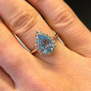 1.50ct Pear Shaped Aquamarine & Diamond Ring - E595