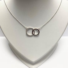 Load image into Gallery viewer, Silver Circle Stone Set Pendant - Product Code - GG1003