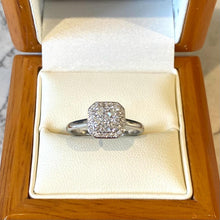 Load image into Gallery viewer, 18ct White Gold Diamond Half Carat Designer Ring - B453