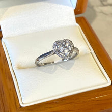 Load image into Gallery viewer, Heart Shape Diamond Ring - B454