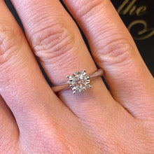 Load image into Gallery viewer, Diamond Solitaire Ring - B455