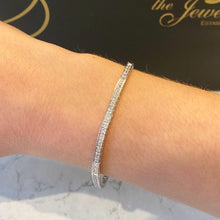 Load image into Gallery viewer, White Gold Stone Set Bracelet - VX482