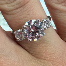 Load image into Gallery viewer, White Gold Stone Set Ring - Product Code - H245

