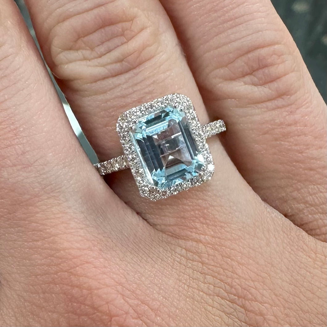 2.70ct Blue Topaz & Diamond Ring - Product Code - RX1