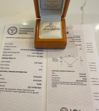 Load image into Gallery viewer, One Carat Oval Lab Diamond Ring - Product Code - LB18
