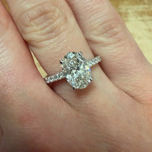 Load image into Gallery viewer, Oval Lab Diamond with Lab Diamond Shoulders - Product Code - LB38
