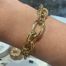 Load image into Gallery viewer, Nomination Open Link Bracelet
