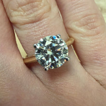 Load image into Gallery viewer, 2.58ct Round Brilliant Cut Lab Diamond Ring - Product Code - LB34
