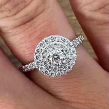 Load image into Gallery viewer, Round Diamond Halo Ring - Product Code - G863
