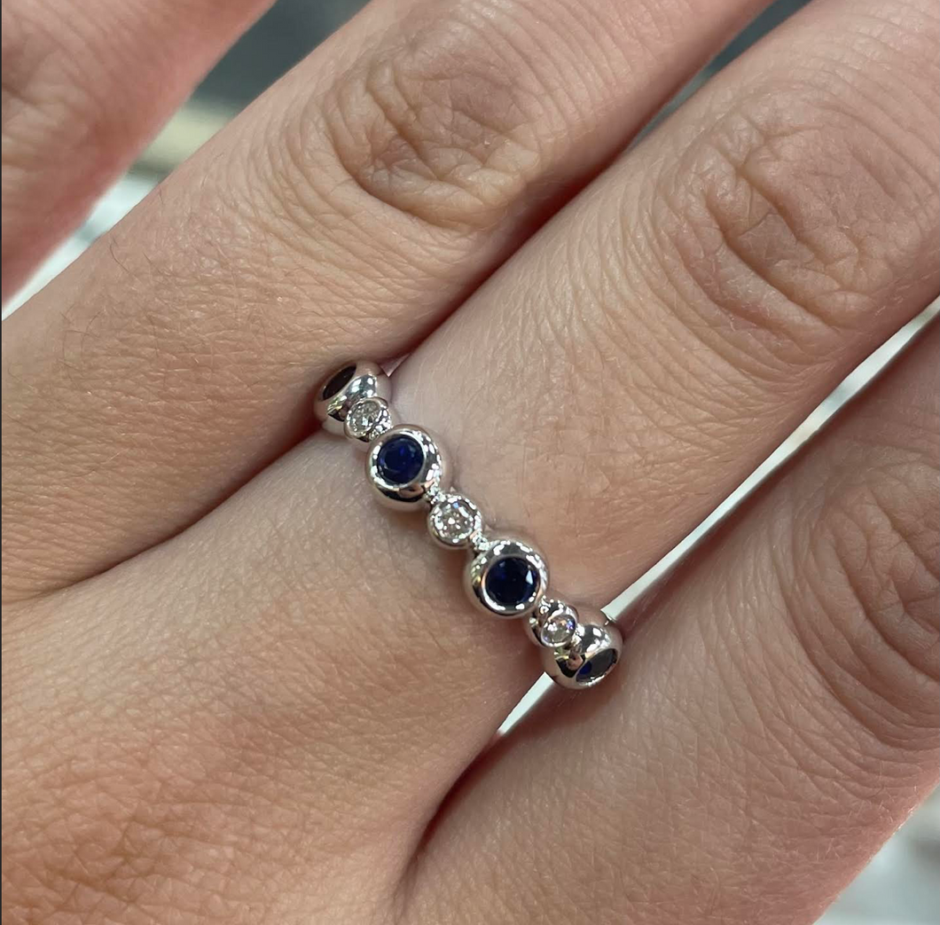Sapphire & Diamond Ring - Product Code - A144