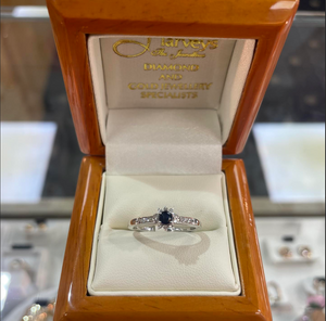 Sapphire & Diamond Ring - Product Code - A341
