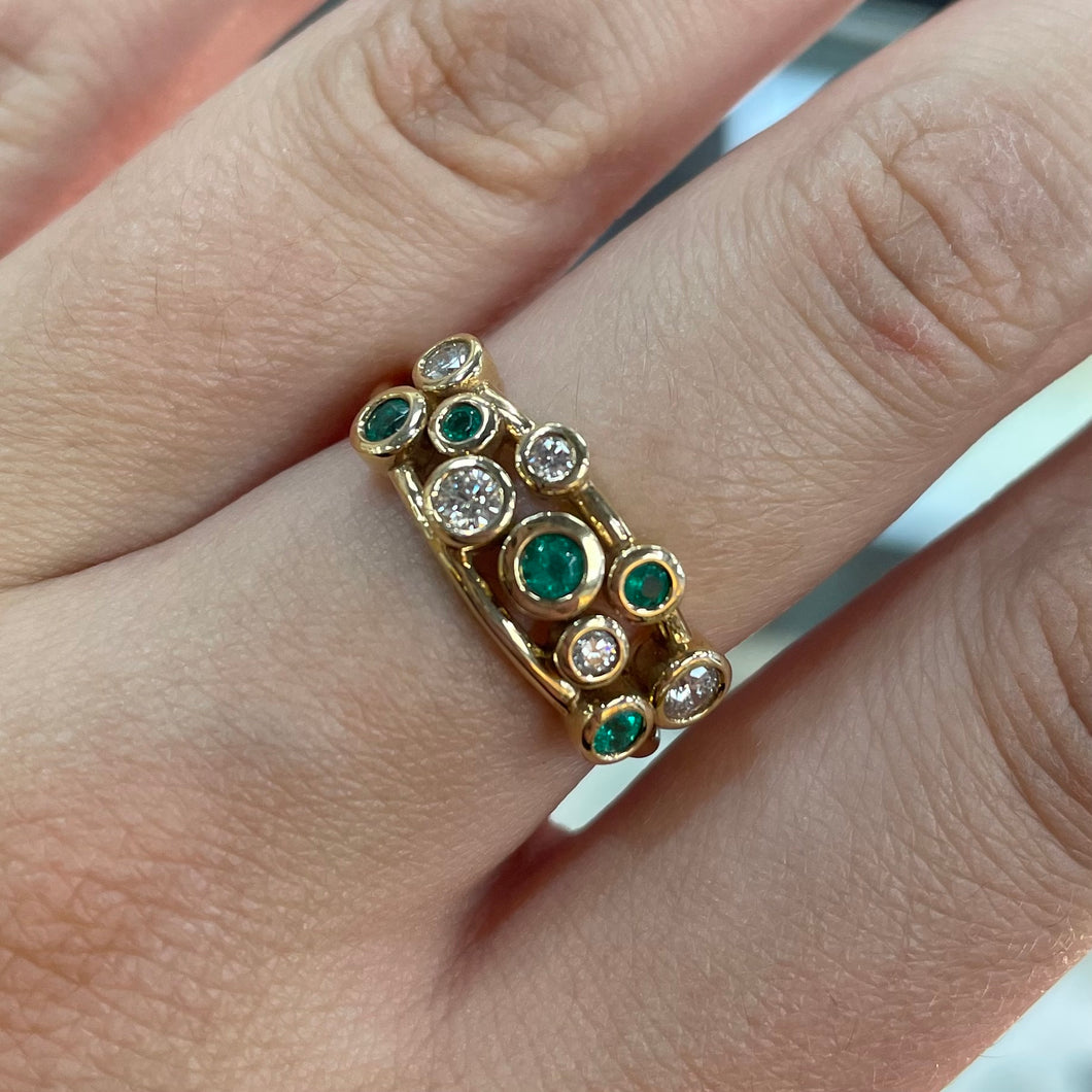 Emerald & Diamond Ring - Product Code - A141