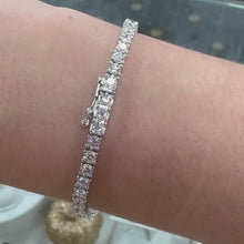 Load and play video in Gallery viewer, White Gold Five Carat Lab Diamond Tennis Bracelet - Product Code - LB1
