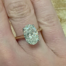 Load and play video in Gallery viewer, 2.57ct Oval Lab Diamond Ring - Product Code - LB37
