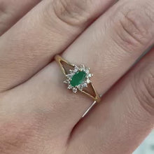 Load and play video in Gallery viewer, Emerald &amp; Diamond Yellow Gold Ring - Product Code - A312
