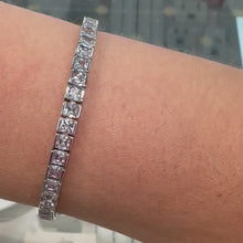 Load and play video in Gallery viewer, Silver Stone Set Line Bracelet - Product Code - VX564
