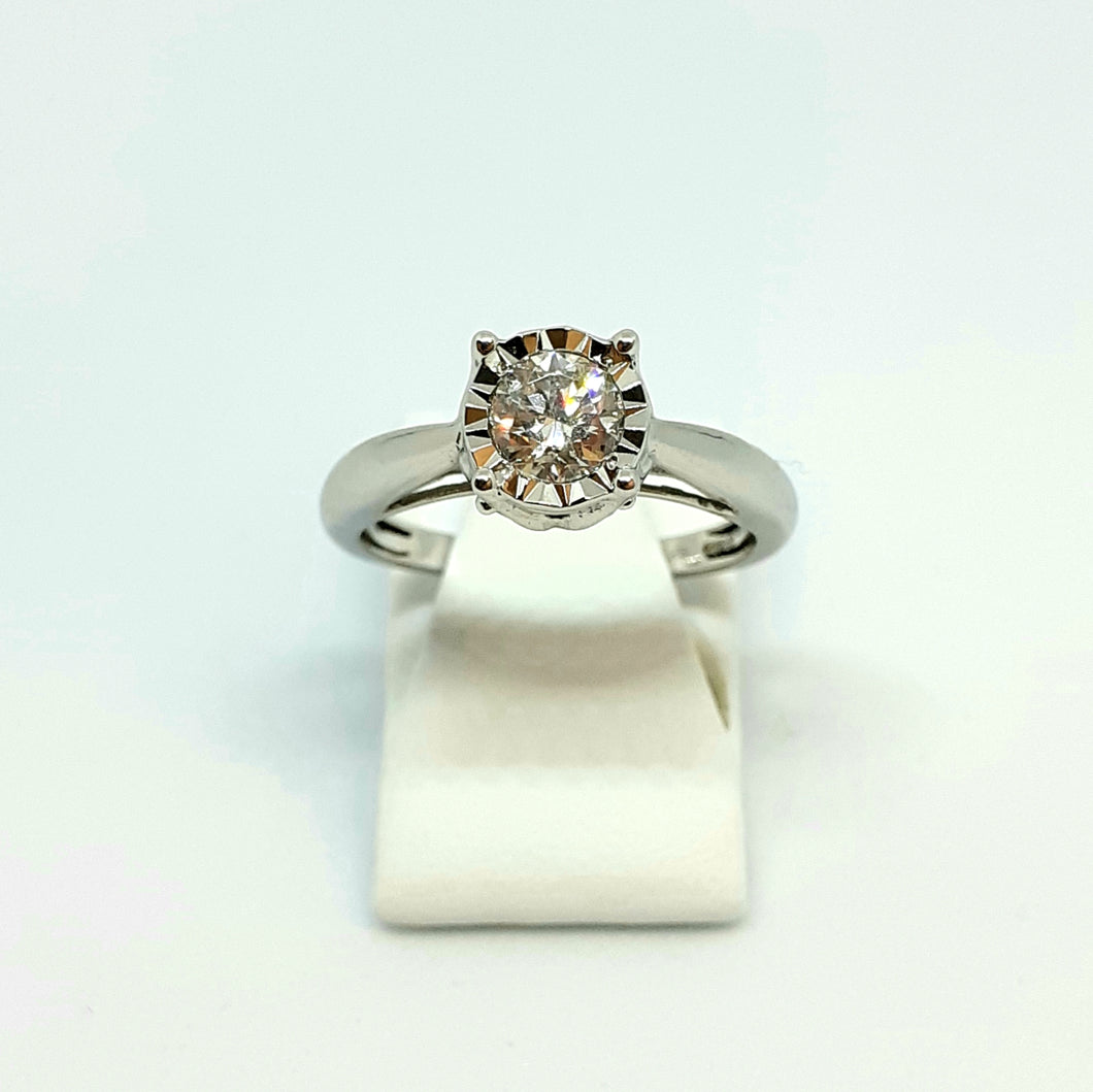 18ct Hallmarked White Gold Solitaire Set With Four Diamonds Under Setting - Product Code - G612