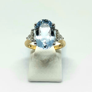 6ct Aquamarine & Diamond Ring - Product Code - E577