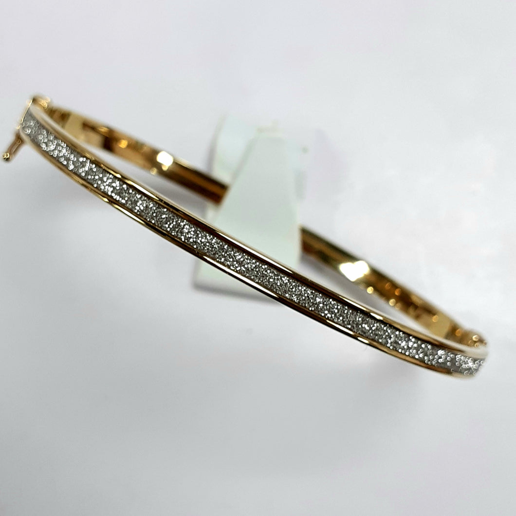 9ct Yellow Gold Hallmarked Ladies Bangle - Product Code - J553