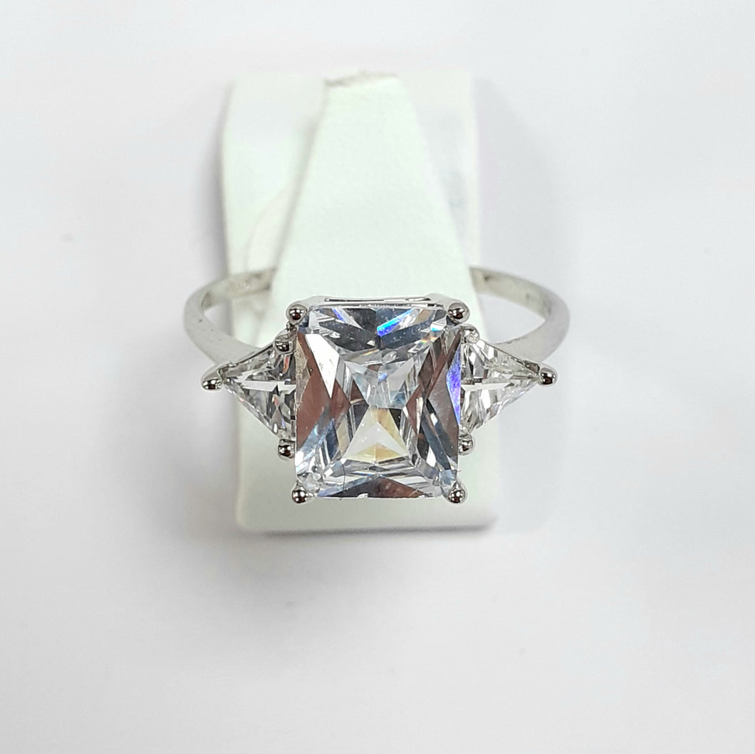 9ct White Gold Hallmarked Cubic Zirconia Ring - Product Code - VX300