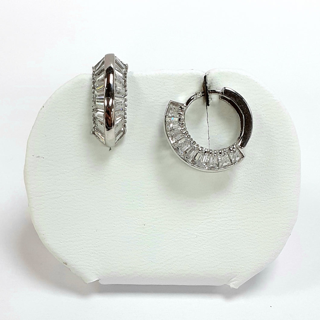 9ct White Gold Hallmarked Earrings - Product Code - VX885
