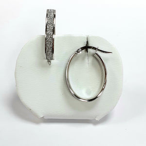 9ct White Gold Hallmarked Earrings - Product Code - J533