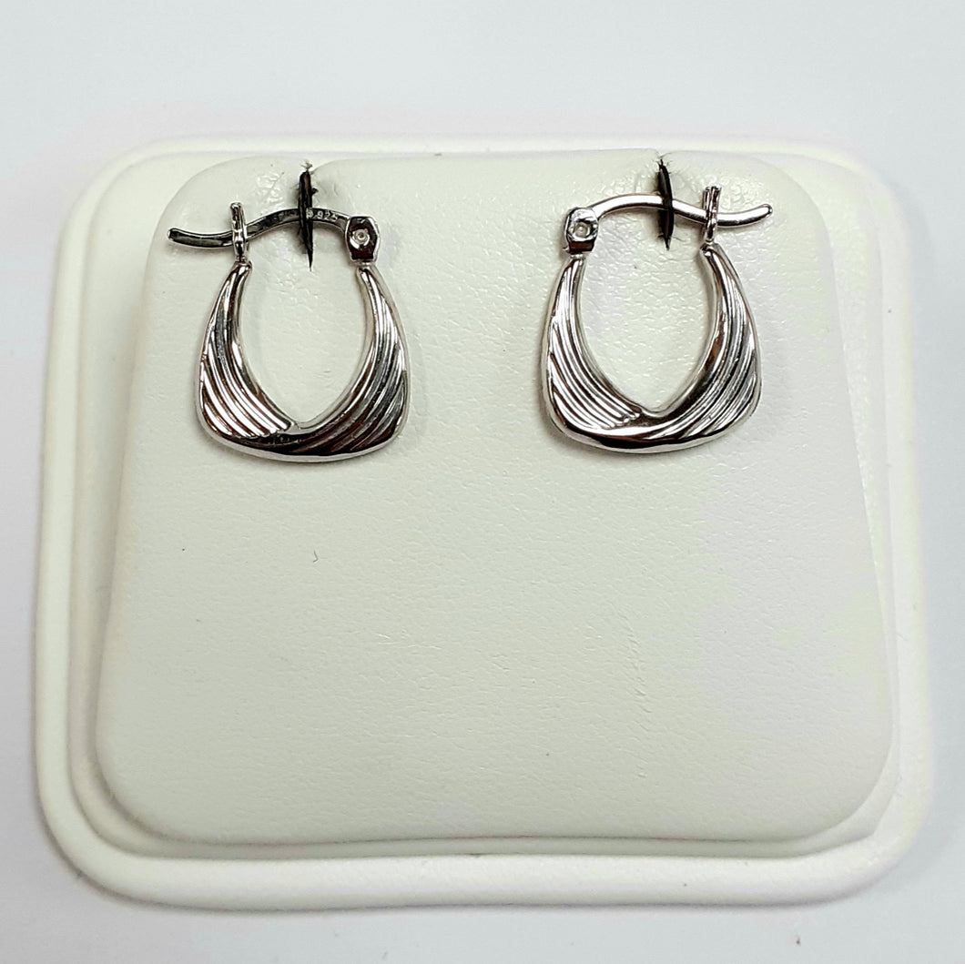 Silver Earrings Hallmarked 925 - Product Code - J510