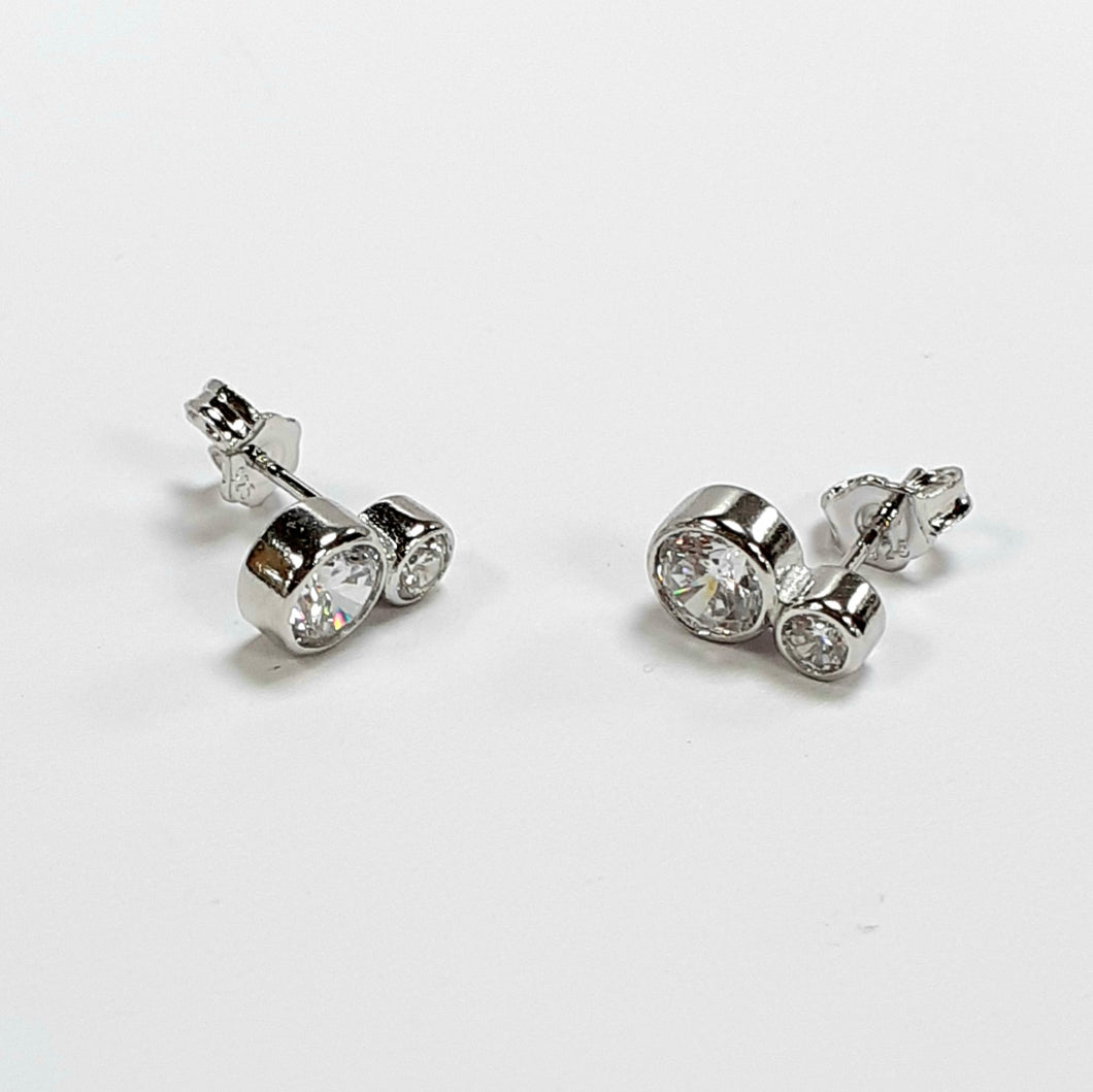 Silver Earrings Hallmarked 925 - Product Code - J609