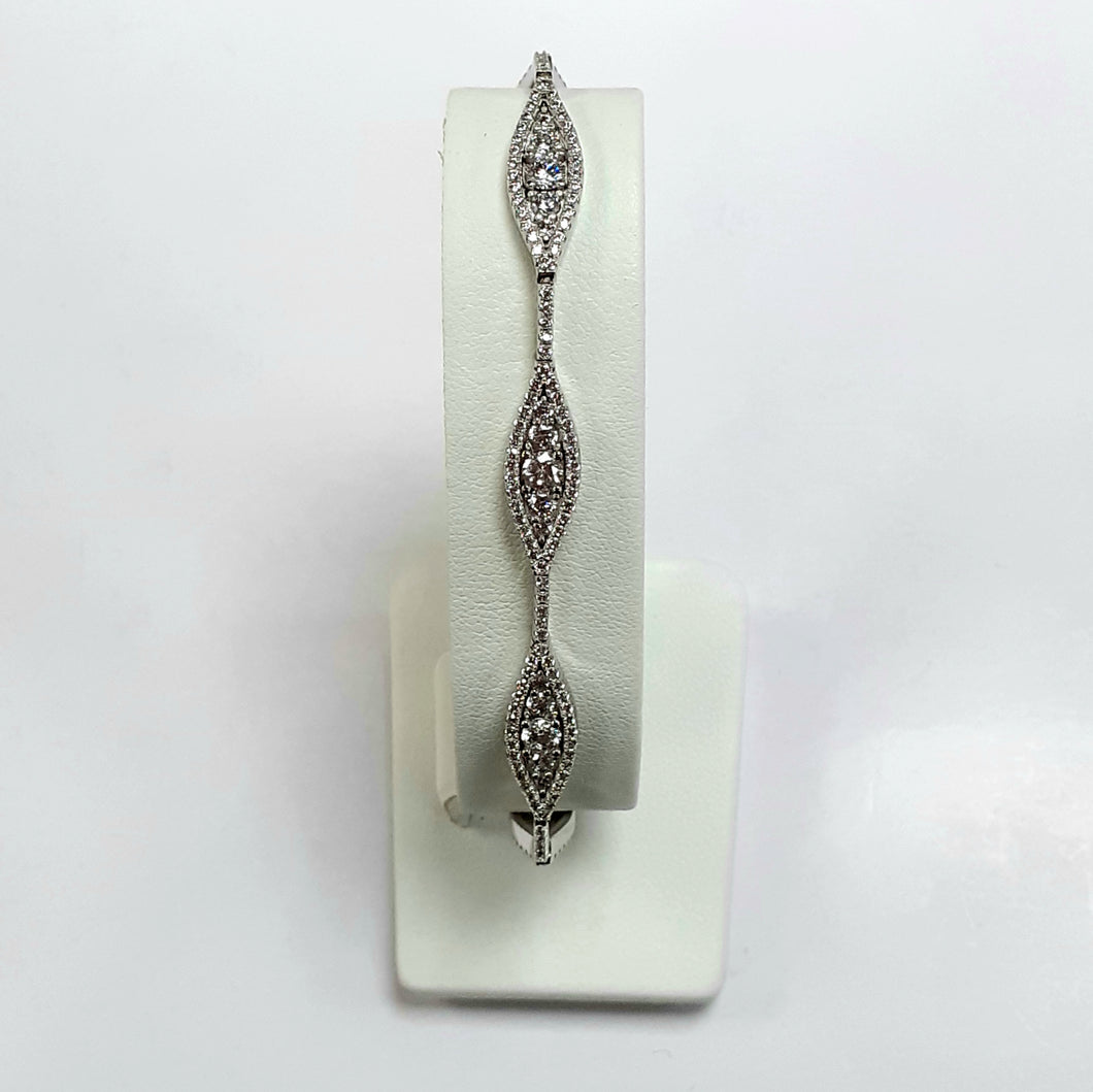 Silver Hallmarked 925 Ladies Bracelet - Product Code - I402