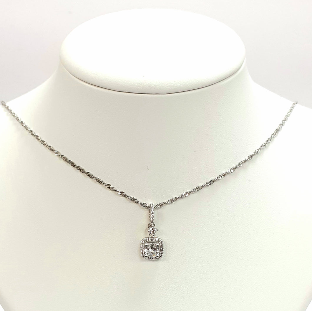 Silver Hallmarked 925 Pendant & Chain- Product Code - J551 & I554