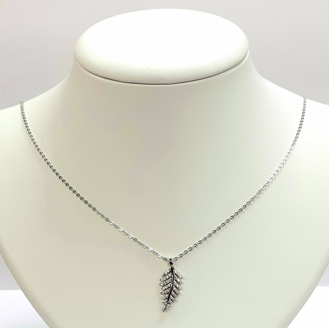 Silver Hallmarked 925 Pendant & Chain- Product Code - O92