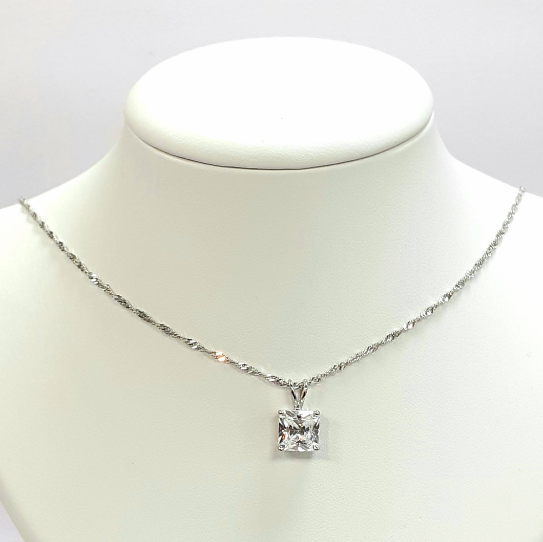 Silver Hallmarked 925 Pendant & Chain- Product Code - F172 & J551