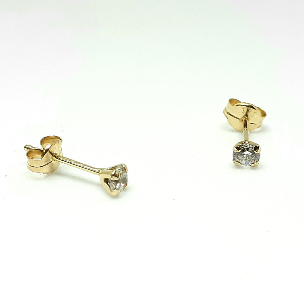 9ct Yellow Gold Hallmarked Stone Set Earrings - Product Code - VX404