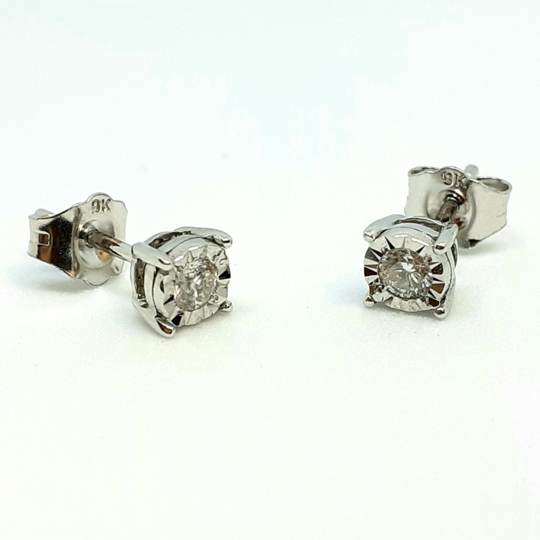 9ct White Gold Single Stone Diamond Earring - Product Code - G535