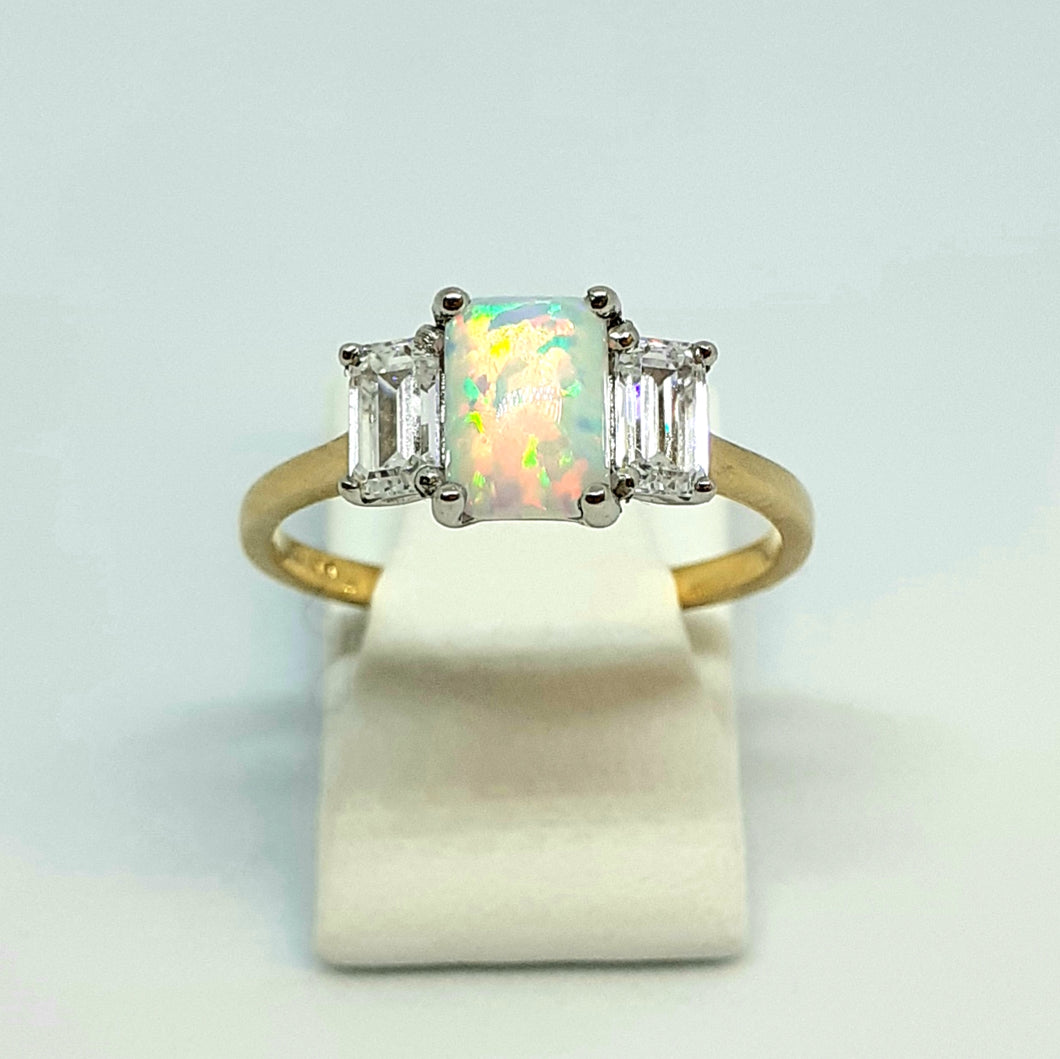 9ct Yellow Gold Hallmarked Opal & Cubic Zirconia Ring - Product Code - H47