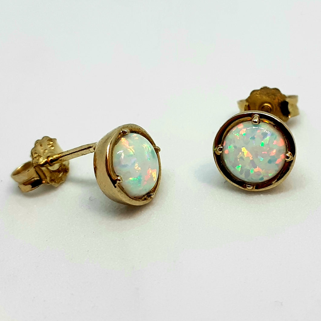 9ct Yellow Gold Hallmarked Opal Stud Earrings - Product Code - C821