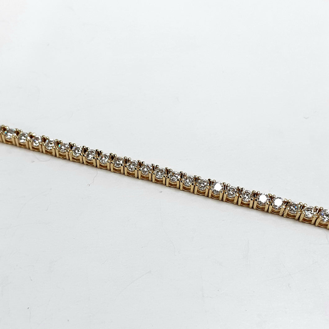 9ct Cubic Zirconia Ladies Bracelet - Product Code - VX959