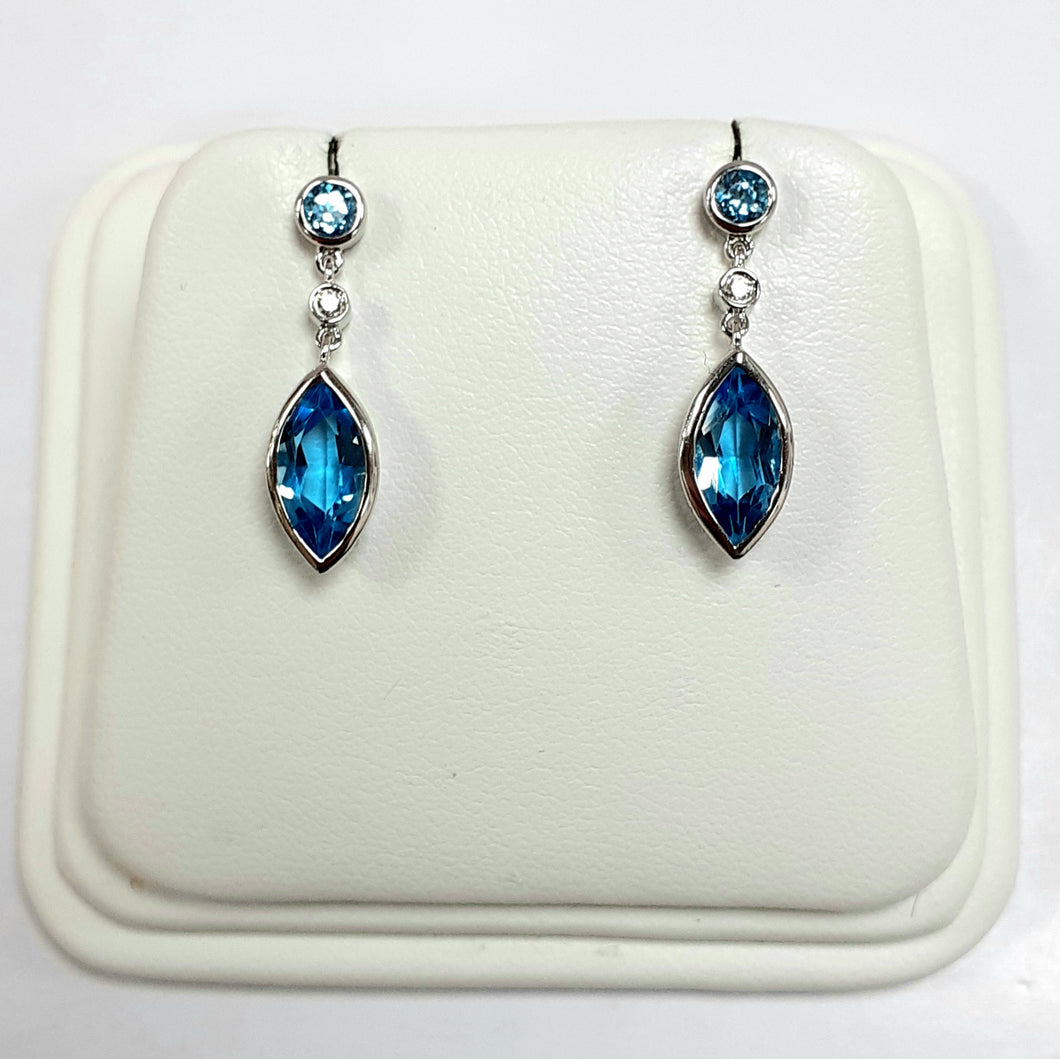 9ct White Gold Hallmarked Stone Set Earrings - Product Code - A178