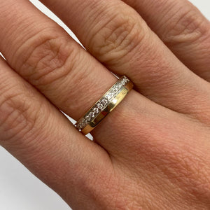 9ct Yellow Gold Diamond Wedding Ring - Product Code - G617
