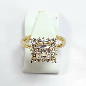 9ct Yellow Gold Hallmarked Ladies Cubic Zirconia Ring - Product Code - VX2