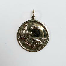 Load image into Gallery viewer, 9ct Yellow Gold Hallmarked Saint Christopher - Product Code - J545
