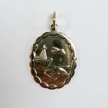 Load image into Gallery viewer, 9ct Yellow Gold Hallmarked Saint Christopher - Product Code - J548
