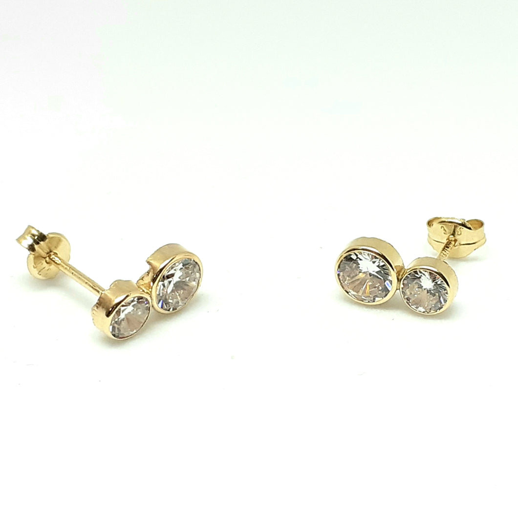 9ct Yellow Gold Hallmarked Stone Set Earrings - Product Code - VX410