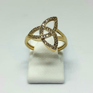 9ct Yellow Gold Hallmarked Stone Set Ring - Product Code - VX476